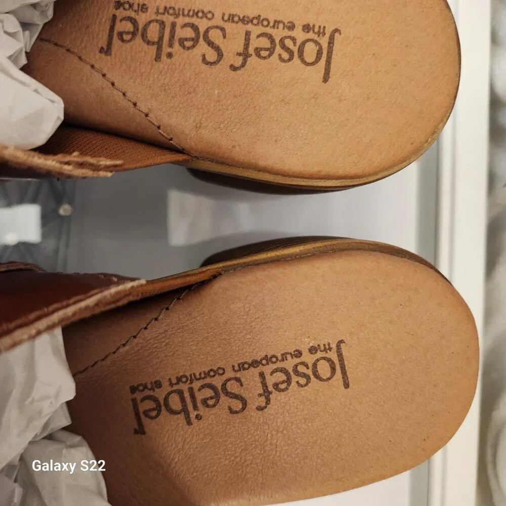 Josef Seibel Catalonia 25 Camel Dolomite Ladies Heeled Sandals. NIB. Size 6.5